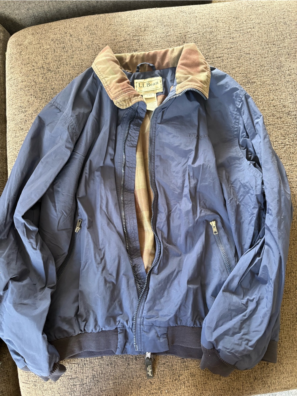 Vintage L.L. Bean Men's Blue Windbreaker with Tan Corduroy Collar